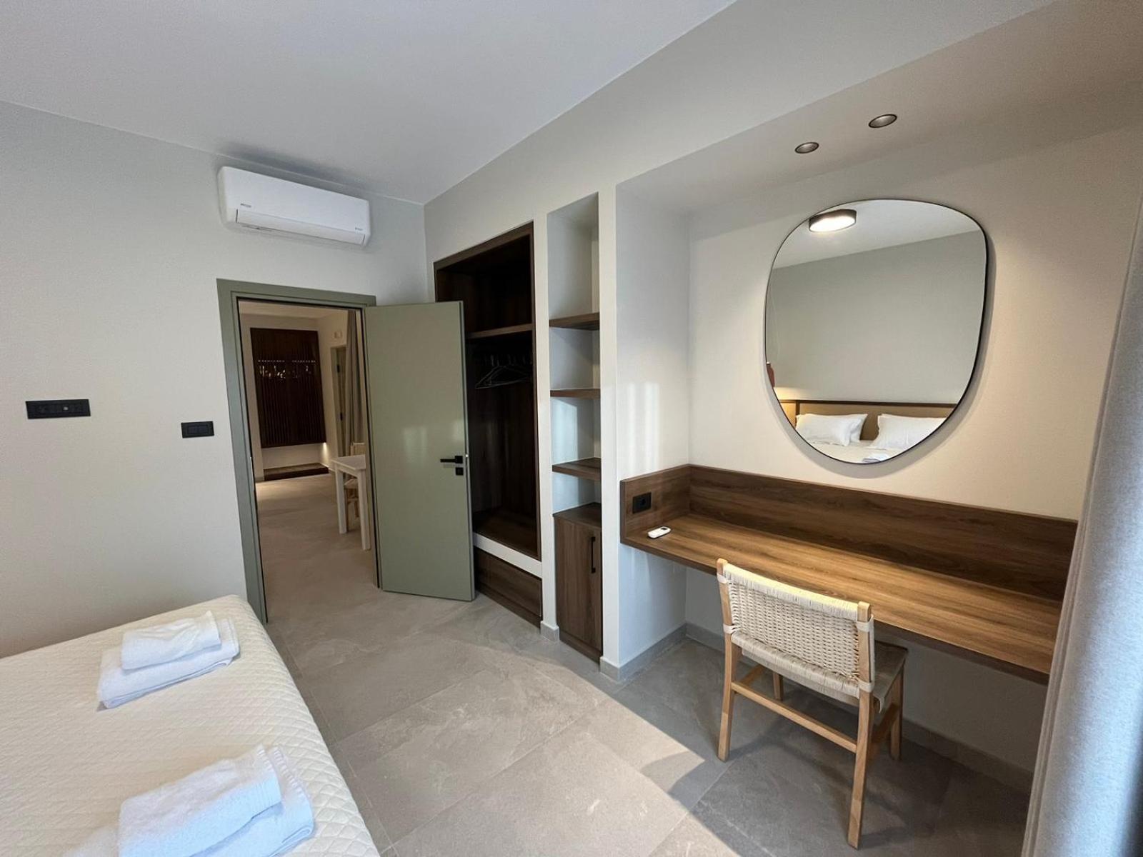 Mediterranean Sea Top Floor Paleochora Exterior foto
