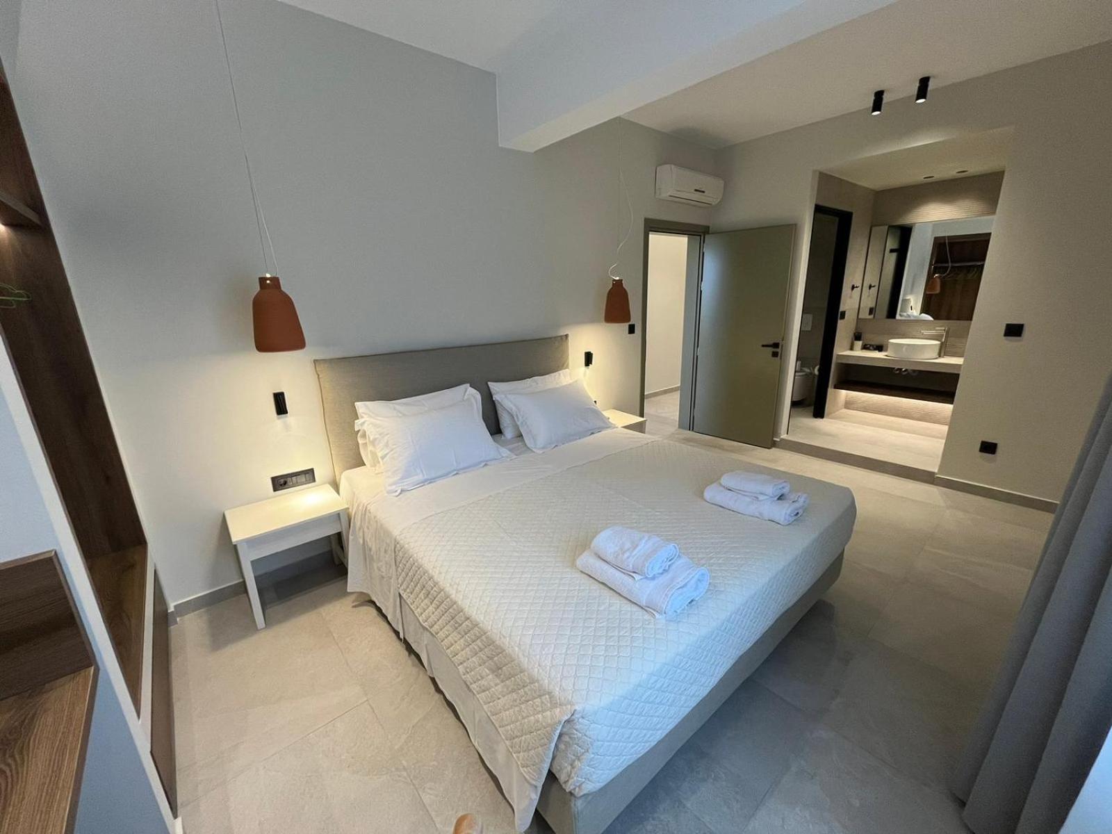 Mediterranean Sea Top Floor Paleochora Exterior foto