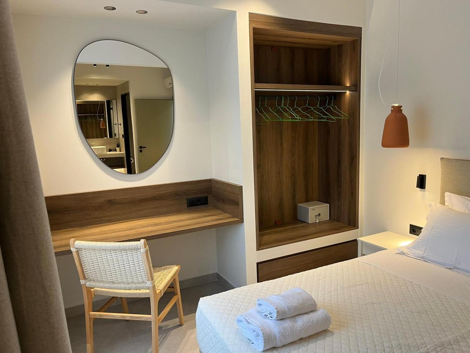 Mediterranean Sea Top Floor Paleochora Exterior foto