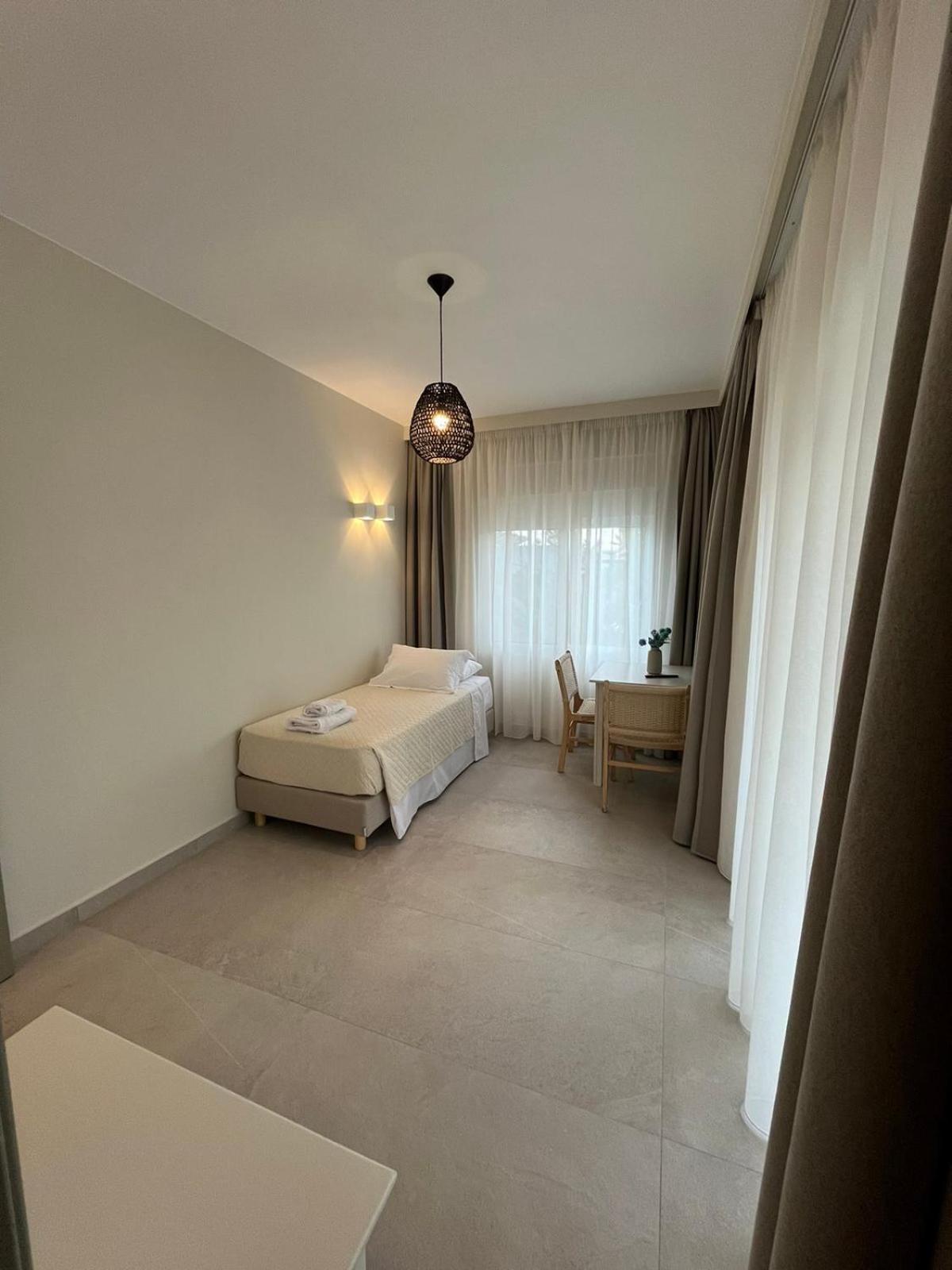 Mediterranean Sea Top Floor Paleochora Exterior foto
